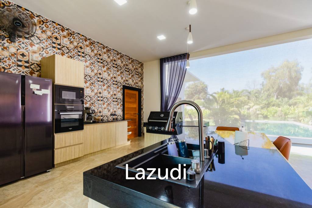 800 Sqm 2 Bed House For Sale