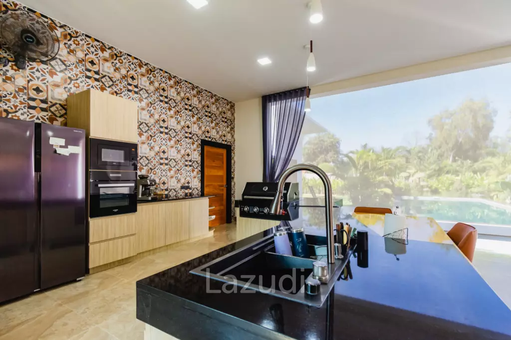 Modern 2 or 3 Bed Pool Villa for Sale