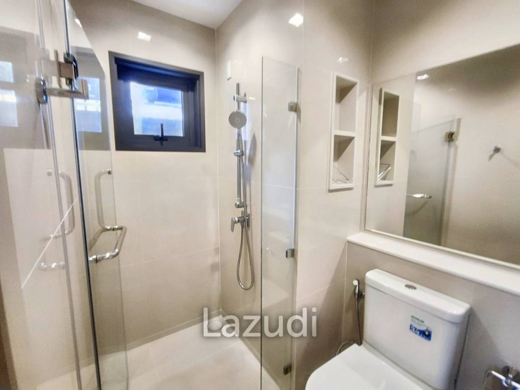 2 Bed 2 Bath 57 SQ.M Life Sathorn Sierra