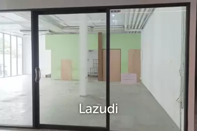 Retail Space near Petchburi MRT Bangkok