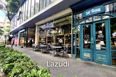 Retail Space near Petchburi MRT Bangkok