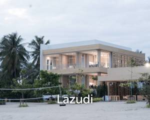 6 Bed 6 Bath Beachfront Villa on 2 Rai For Sale ฿ 65,000,000