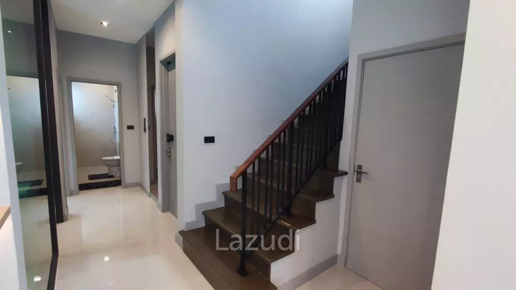 4 Beds 237SQ.M Bangkok Boulevard Bangna KM.5