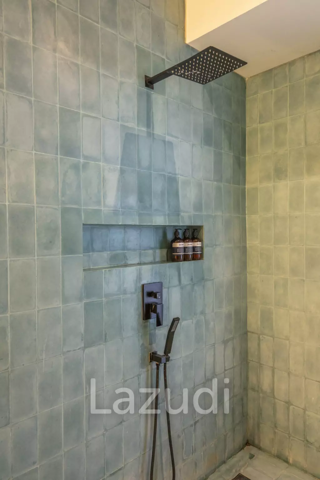 Luxurious 3 Bedroom Villa with Entertain Area in Pererenan – A Great Investment Opportunity