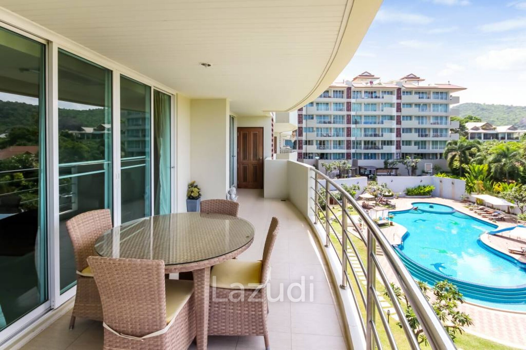 3 bed Condo for Sale in Hua Hin LAZ192076