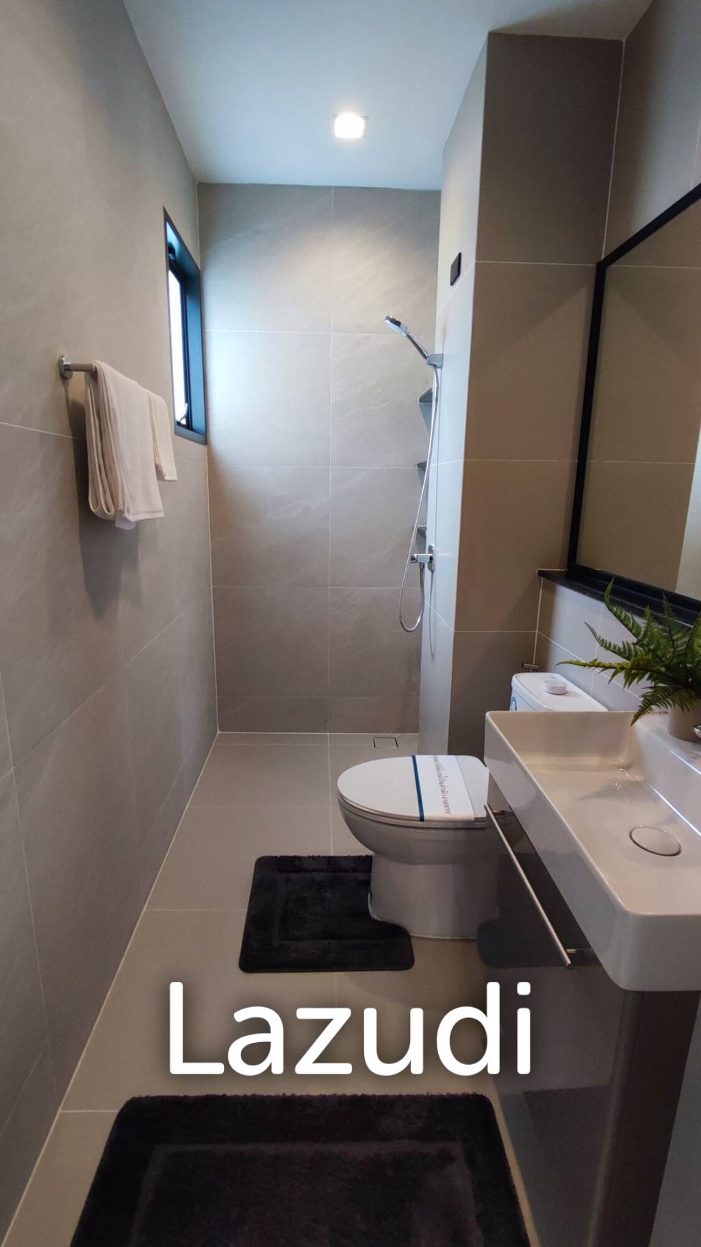 Show Unit 4 Beds Bangkok Boulevard Bangna KM.5