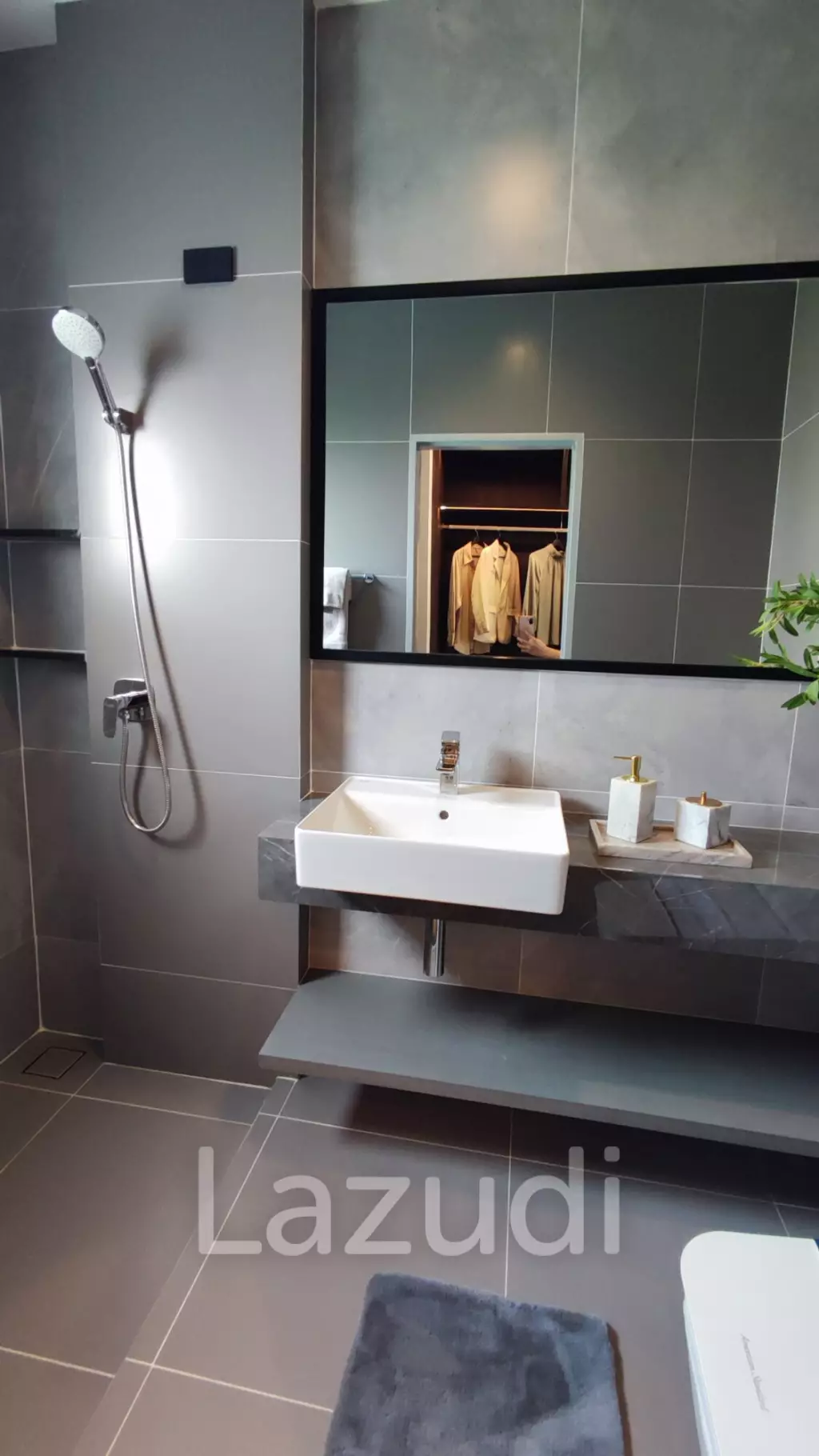 Show Unit 4 Beds Bangkok Boulevard Bangna KM.5
