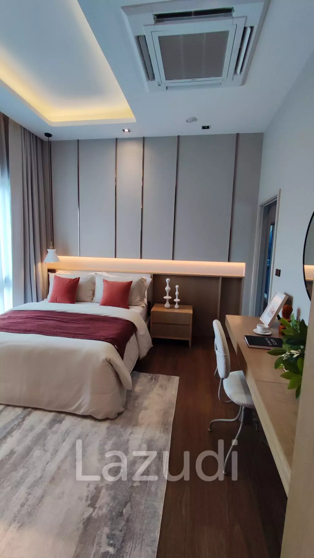 Show Unit 4 Beds Bangkok Boulevard Bangna KM.5
