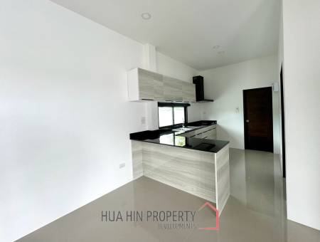 3 bed 3 bath 200 SQ.M Huguh Home Pool Villa Cha Am