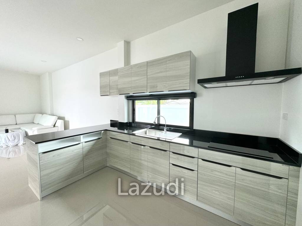 3 bed 3 bath 200 SQ.M Huguh Home Pool Villa Cha Am