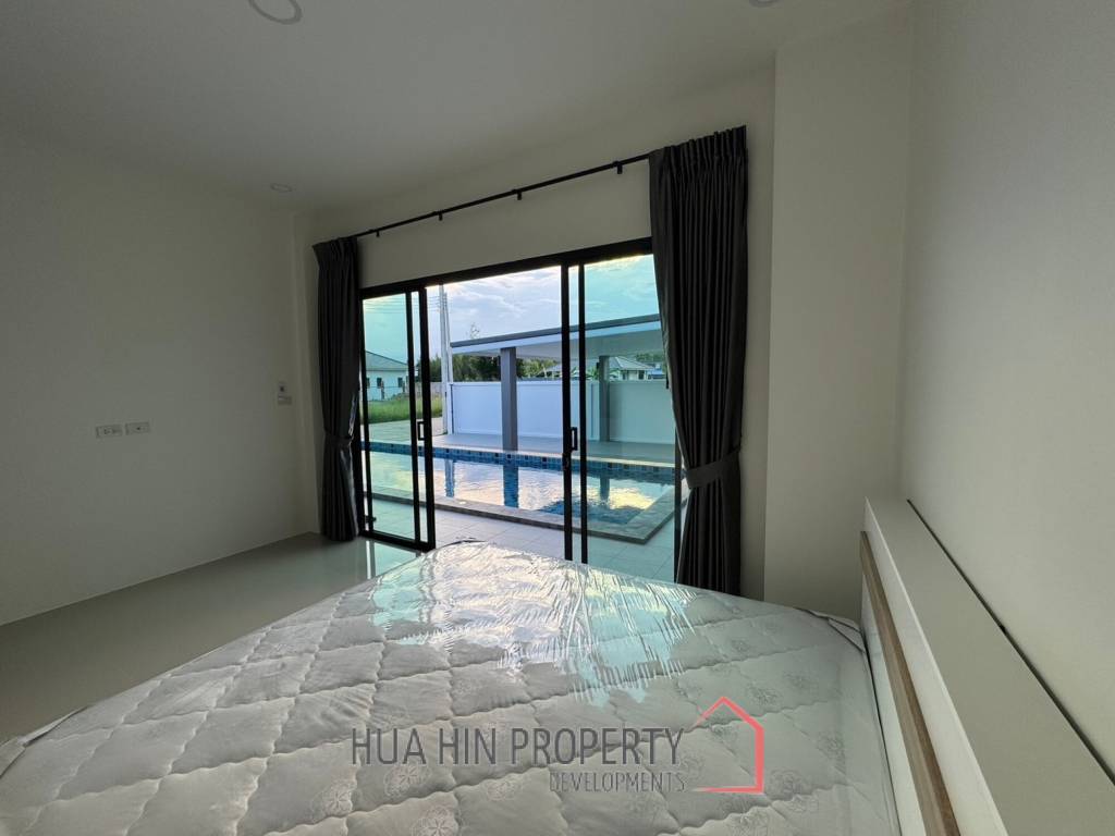 3 bed 3 bath 200 SQ.M Huguh Home Pool Villa Cha Am