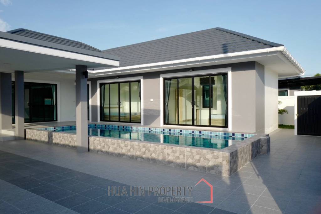 3 bed 3 bath 200 SQ.M Huguh Home Pool Villa Cha Am