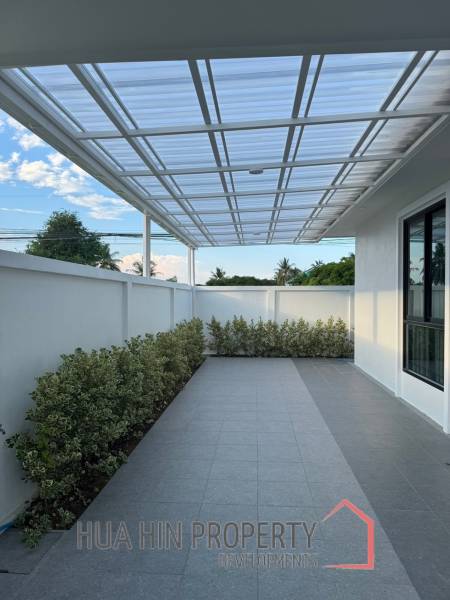 3 bed 3 bath 200 SQ.M Huguh Home Pool Villa Cha Am