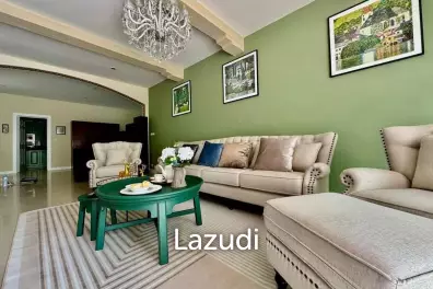 4 Bedrooms 5 Bathrooms 350 SQ.M. Silk Road Place