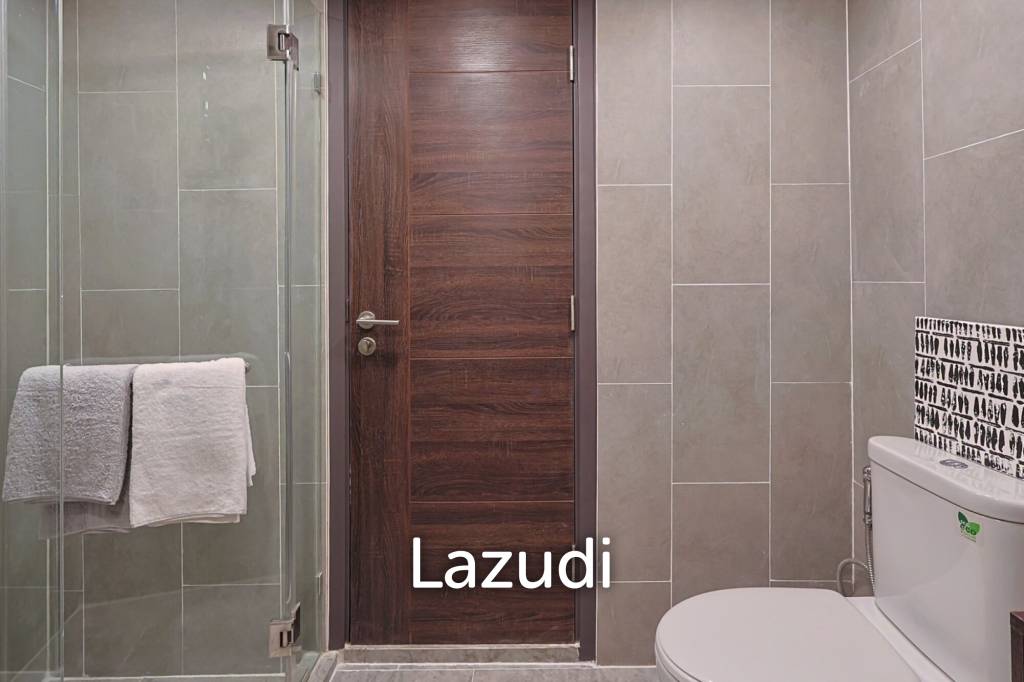 2 Bed Duplex 65SQ.M C Ekkamai