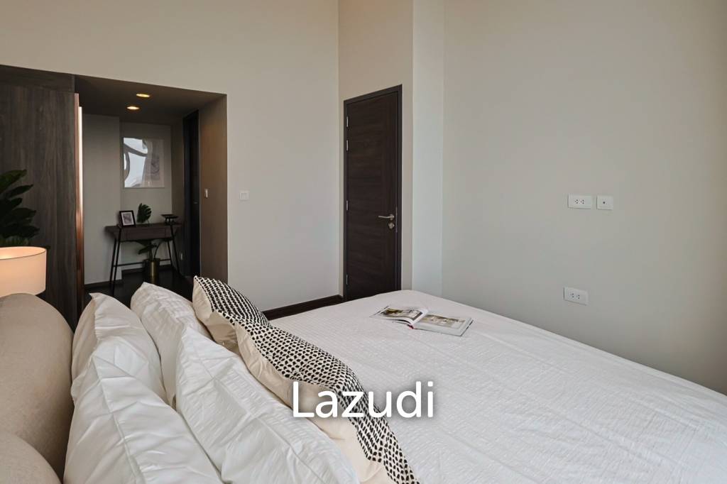 2 Bed Duplex 65SQ.M C Ekkamai