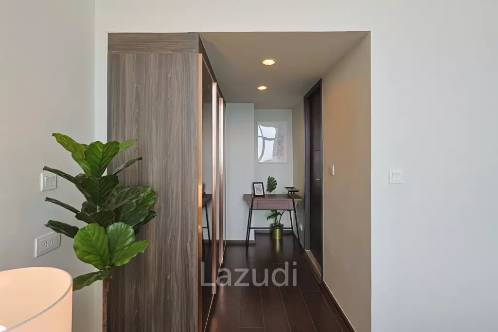 2 Bed Duplex 65SQ.M C Ekkamai