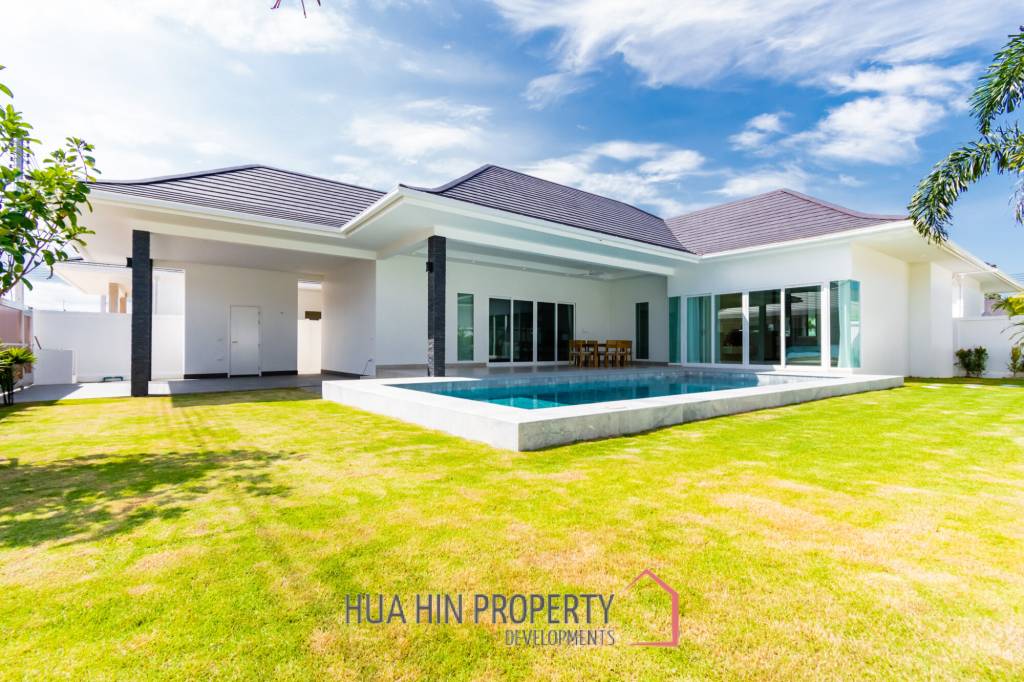 3 Bed 3 Bath 194.13 SQ.M Aria 3 Hua Hin