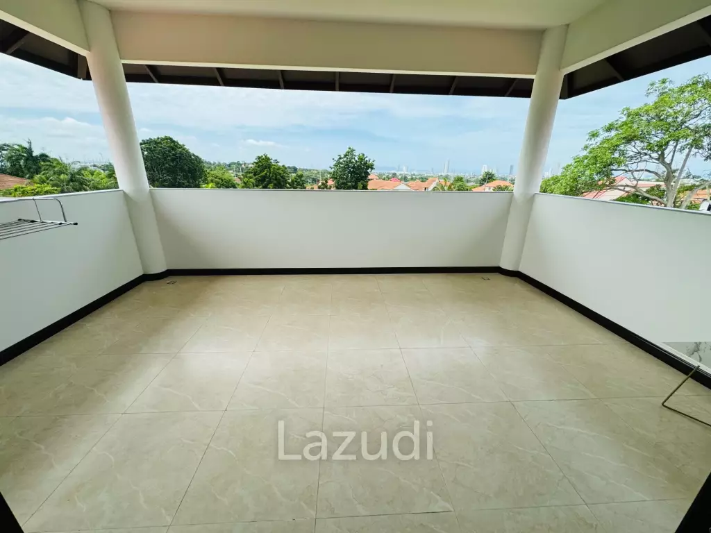 8 Beds 9 Baths 1,000 SQ.M. Pattaya Paradise Village