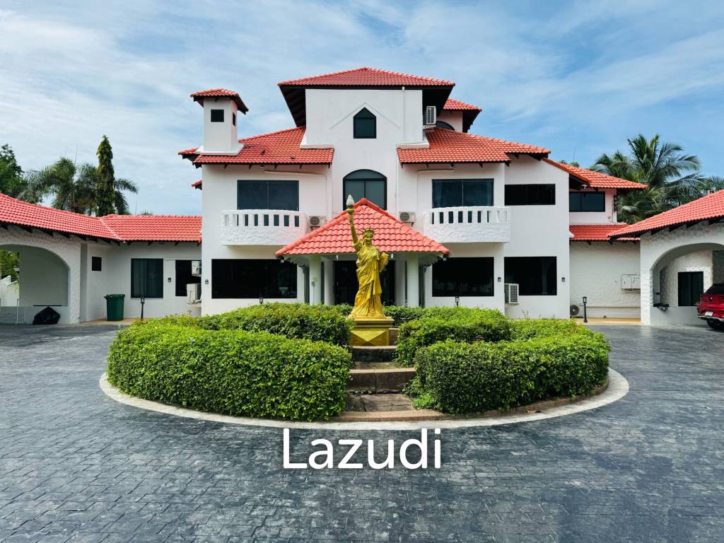8 Beds 9 Baths 1,000 SQ.M. Pattaya Paradise Village