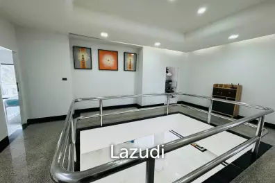 8 Beds 9 Baths 1,000 SQ.M. Pattaya Paradise Village