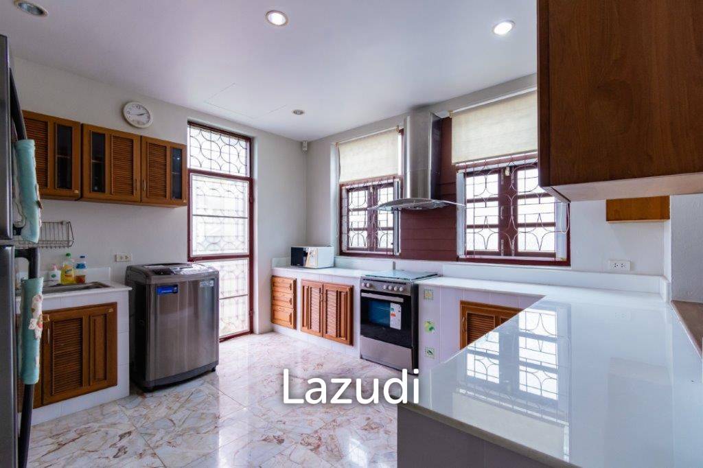 500 Sqm 4 Bed House For Sale