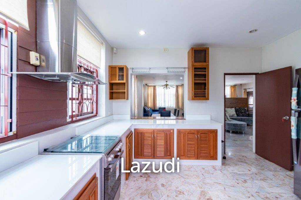 500 Sqm 4 Bed House For Sale