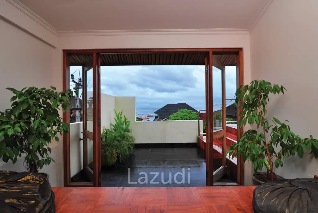 Beachfront Leasehold apartment in Nusa Dua