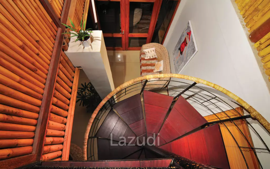 Beachfront Leasehold apartment in Nusa Dua
