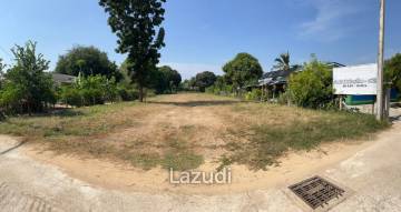 Affordable Freehold Land in Pran Buri For Sale