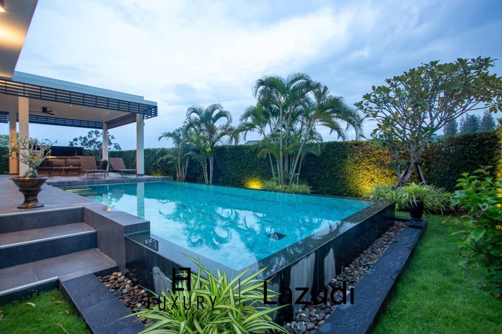 Luxuriöse moderne Villa in Hua Hin mit Pool und Blick auf die Berge