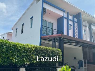 2 Bedroom Townhouse For Rent In Koh Kaew