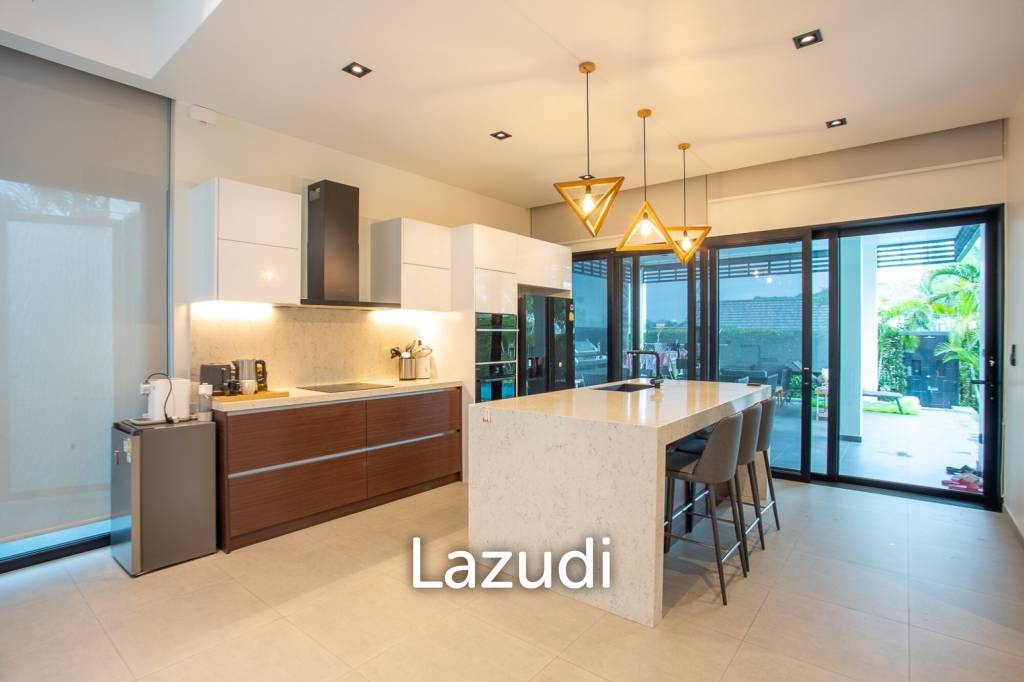 Luxury Modern Villa in Hua Hin with Pool and Mountain Views