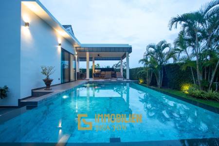 Luxury Modern Villa in Hua Hin with Pool and Mountain Views