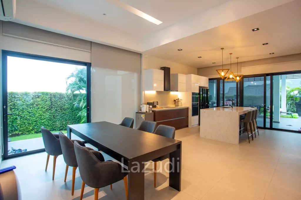 Luxury Modern Villa in Hua Hin with Pool and Mountain Views