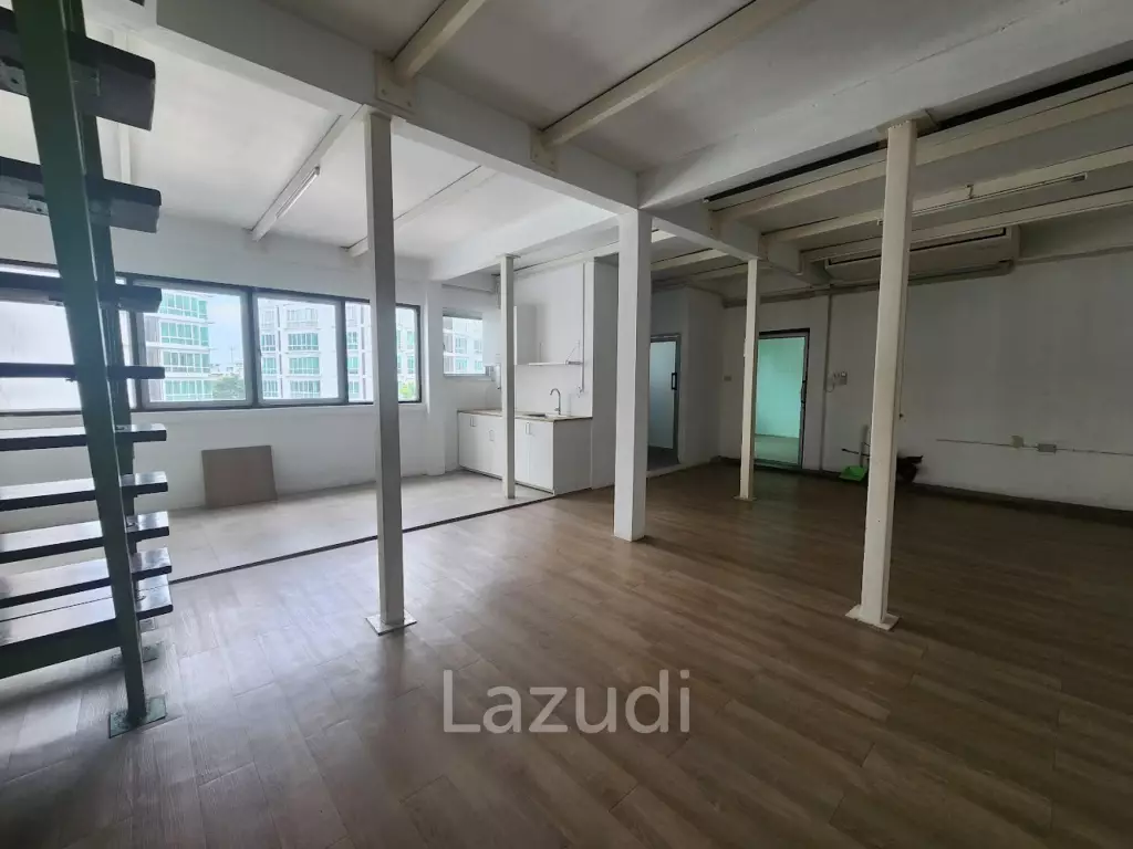 Retail Space in Khlong Tan Bangkok