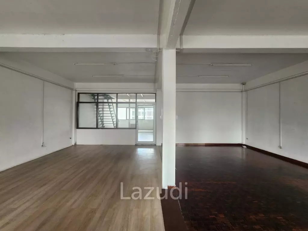 Retail Space in Khlong Tan Bangkok