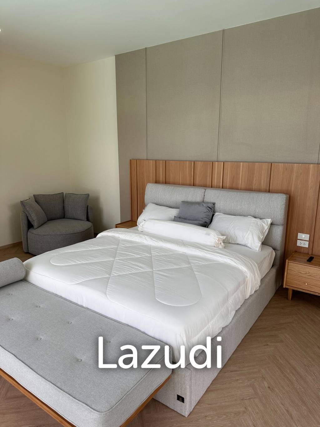 La Falice Pool Villa: 4 bedrooms 4 bath Pool Villa