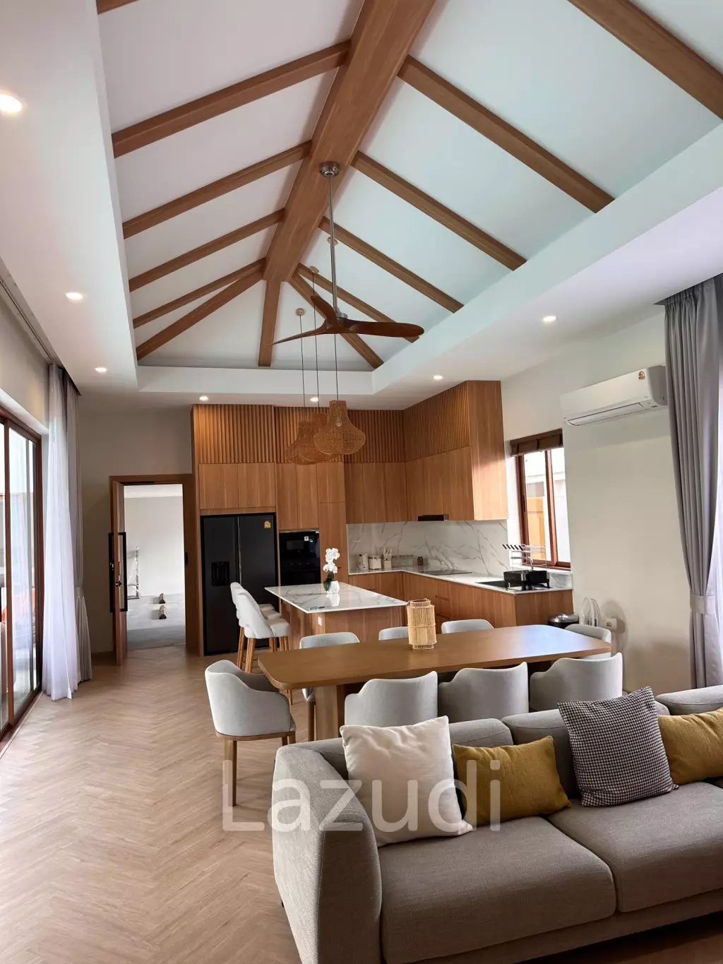 La Falice Pool Villa: 4 bedrooms 4 bath Pool Villa