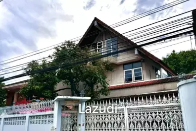 Home Office for Sale in Sathorn-Narathiwas