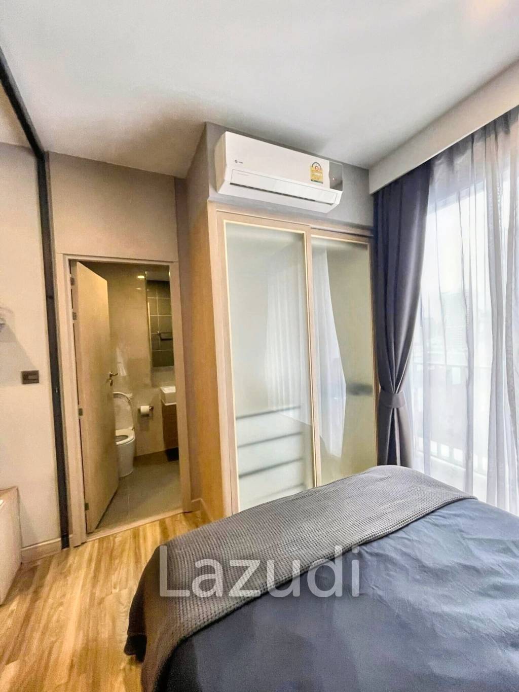 1 Bedroom 1 Bathroom 30 SQ.M M Thonglor 10