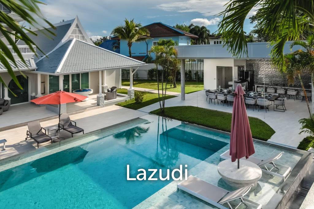 Elegant and modern 7-bedroom villa, just a 5-minute walk from Bangtao Beach