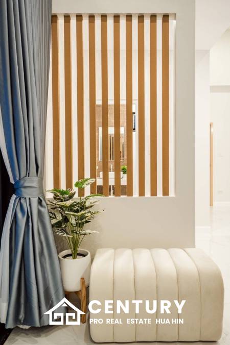 318 ตร.ม 3 เตียง 4 อาบน้ำ วิลล่า For ขาย