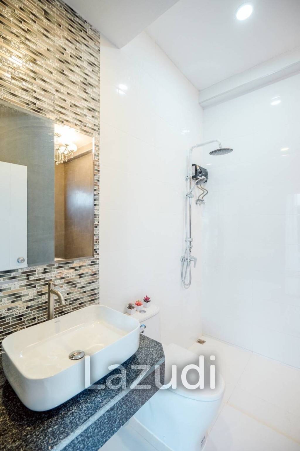 4 Bed 4 Bath 205 SQ.M Tara Valley Monte