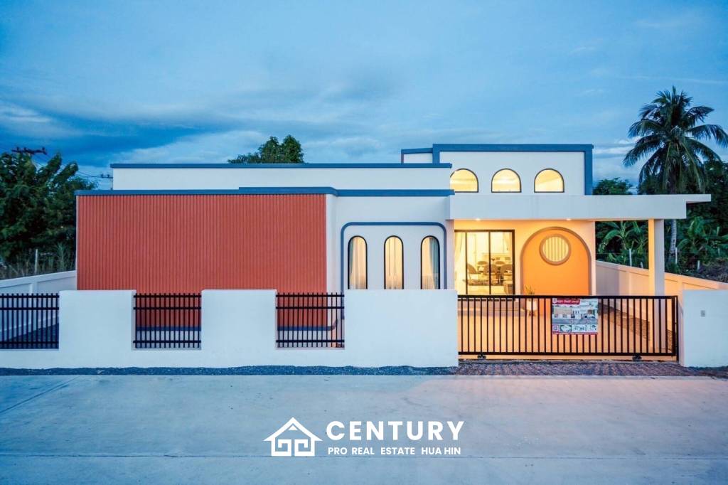 318 ตร.ม 3 เตียง 4 อาบน้ำ วิลล่า For ขาย