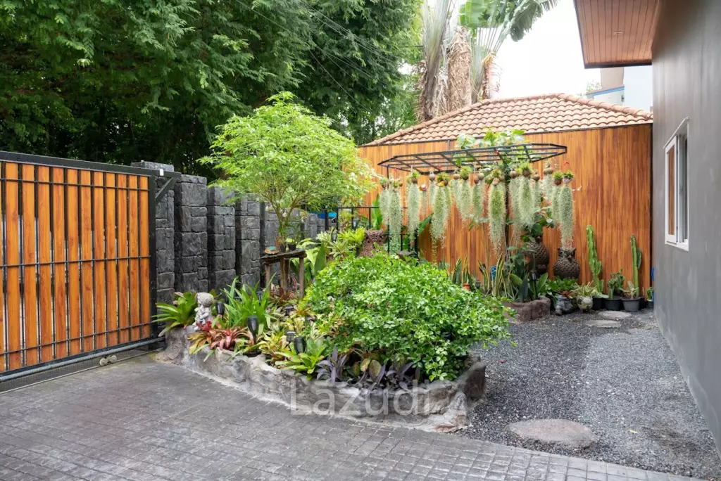 Stylish 1 Bedroom Villa in Rawai Phuket for Sale