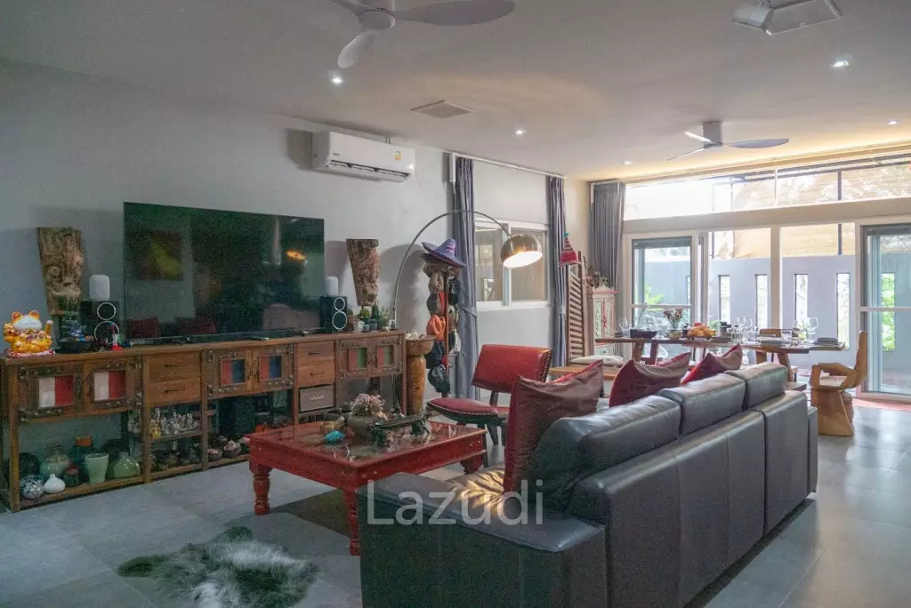 Stylish 1 Bedroom Villa in Rawai Phuket for Sale