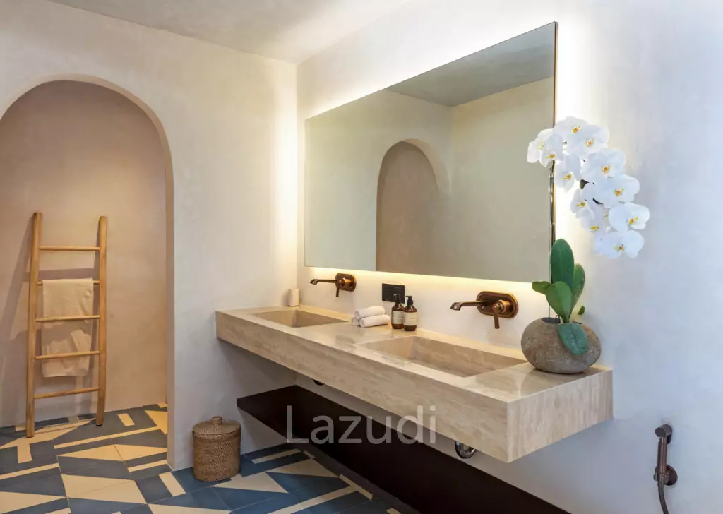 Elegant Pererenan Villa with Private Pool & Lush Gardens Perfect Bali Investment