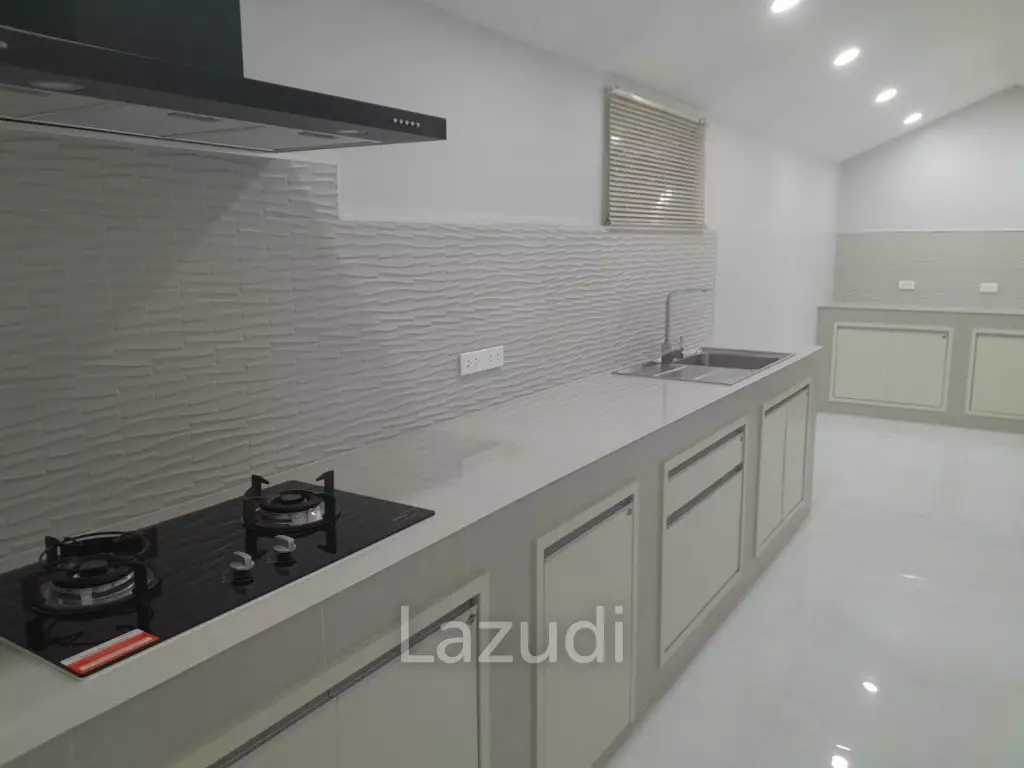 5 Beds 5 Baths 360 SQ.M. Wonderland 2 Village