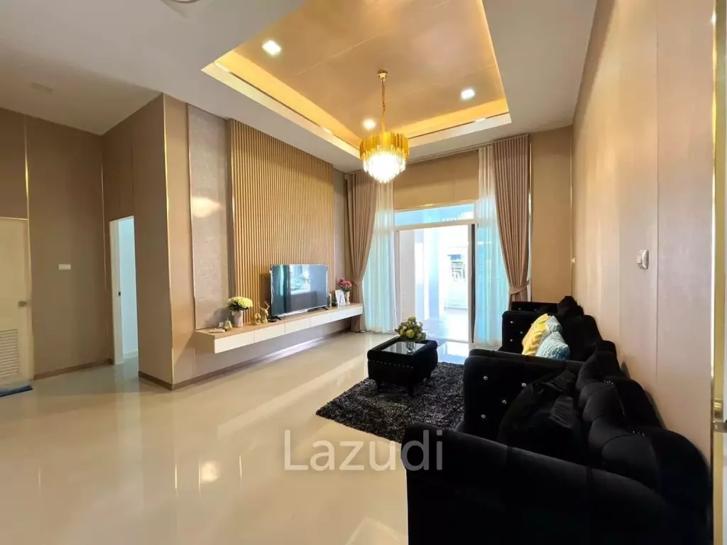 3 Beds 3 Baths 154 SQ.M. The Palm Pattaya